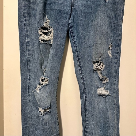 Judy Blue High Waist Destroyed Boyfriend denim jeans size 13/31 - Picture 4 of 11